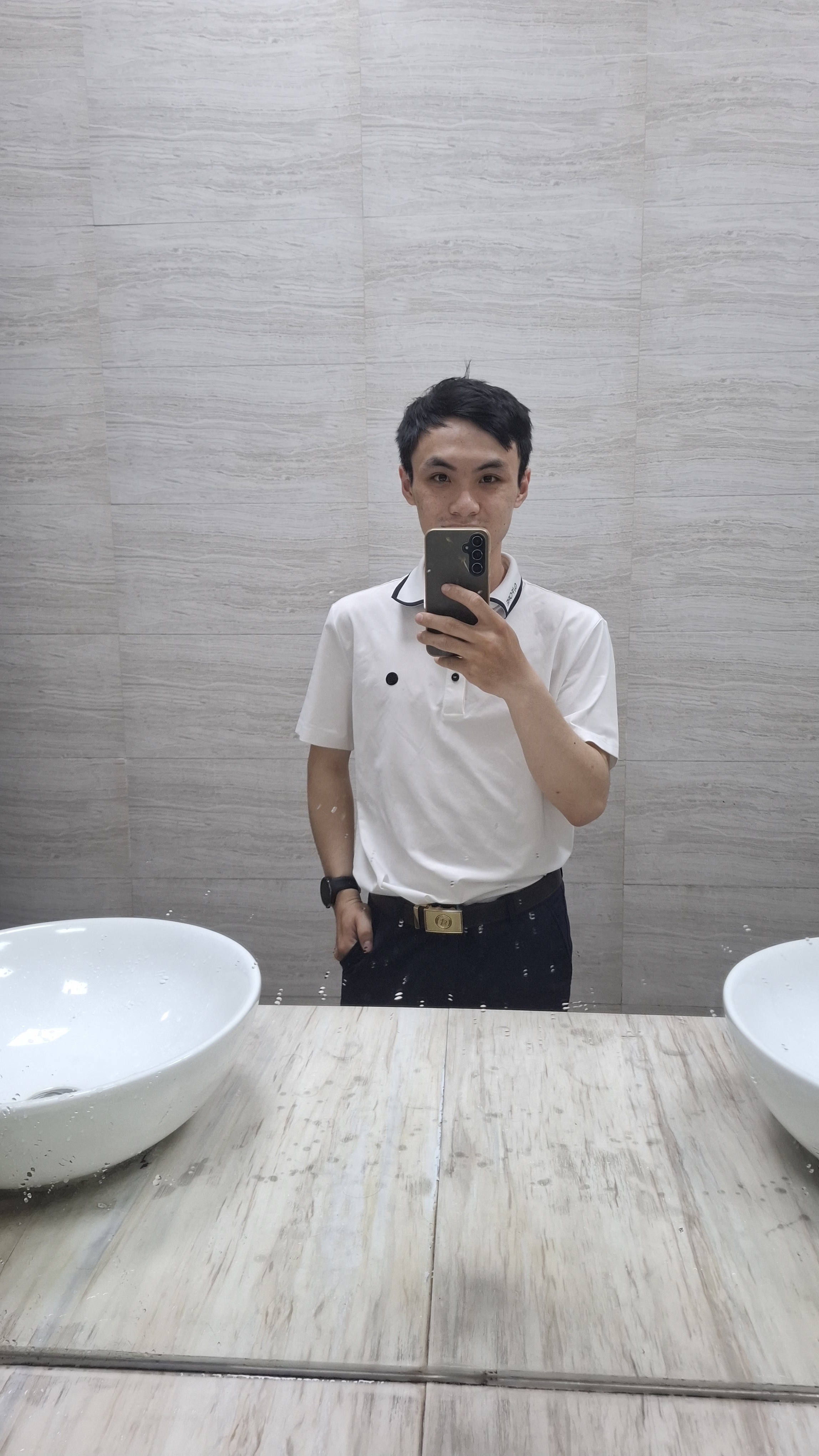 Hình ảnh đời thường năng động của Nguyễn Xuân Diệu